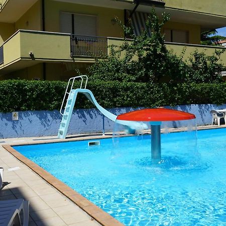 Hotel Albatros Roseto Degli Abruzzi Extérieur photo