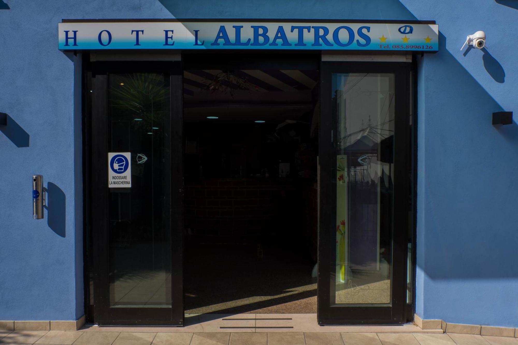 Hotel Albatros Roseto Degli Abruzzi Extérieur photo