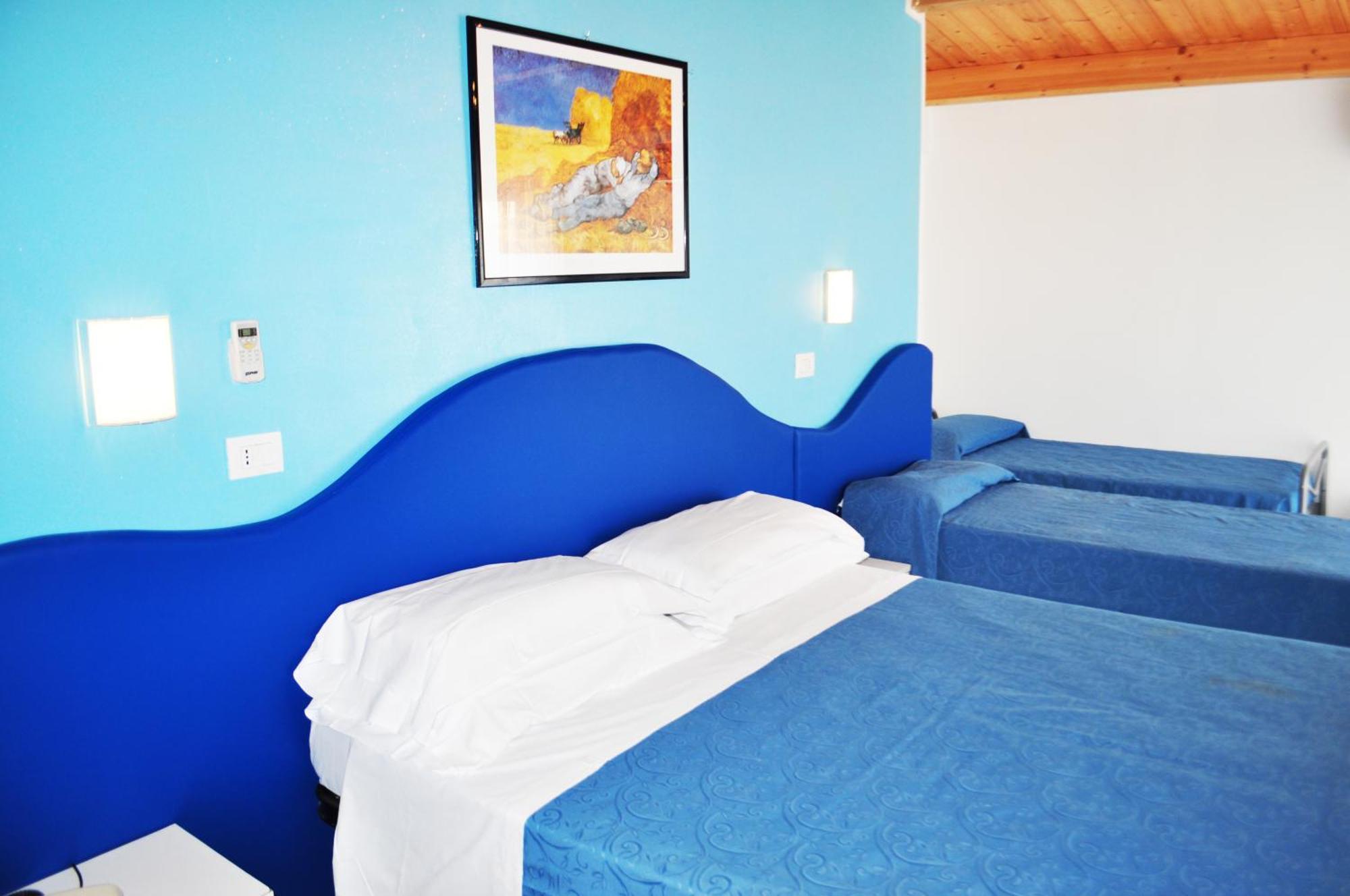 Hotel Albatros Roseto Degli Abruzzi Extérieur photo