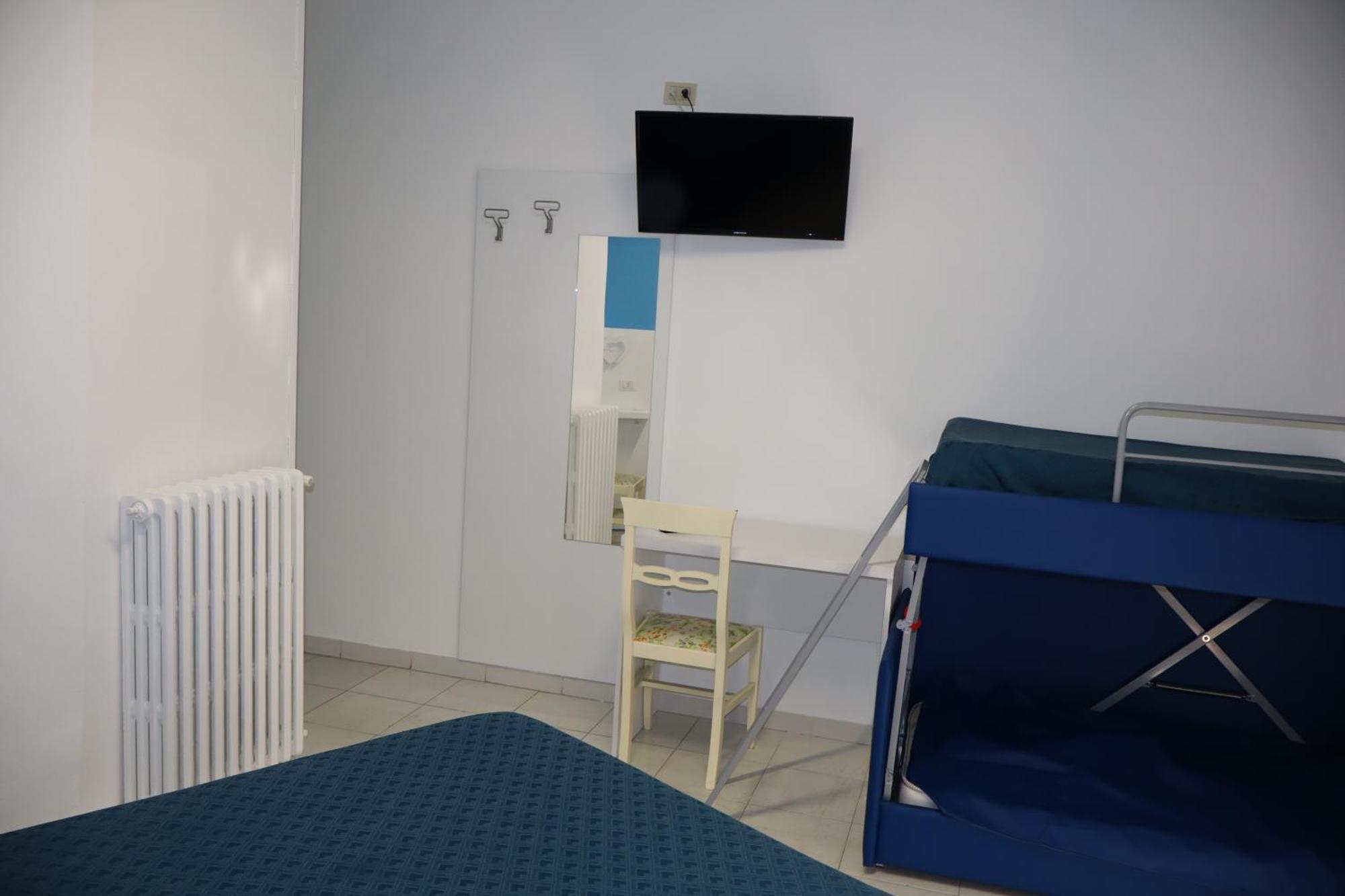 Hotel Albatros Roseto Degli Abruzzi Extérieur photo